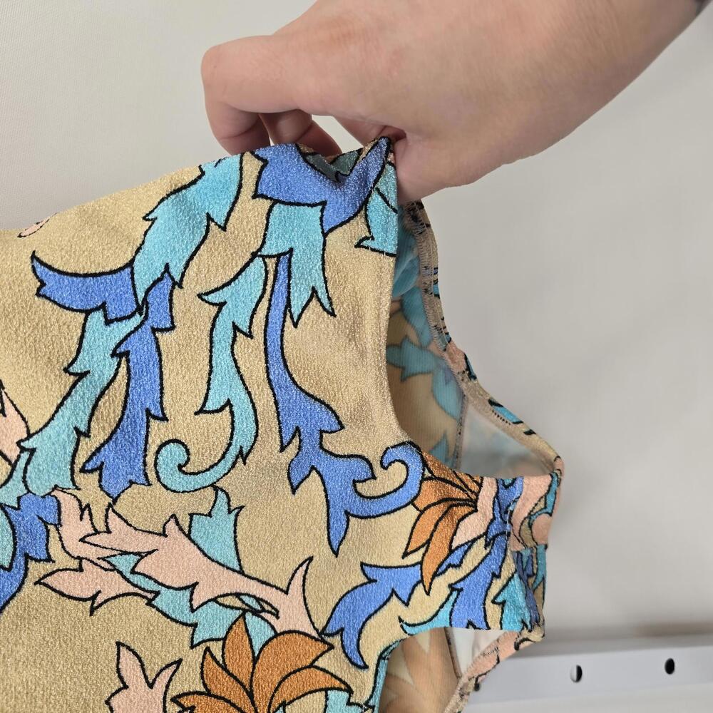 Vintage Vibrant Floral One-Piece Swimsuit - Picture 4 of 6